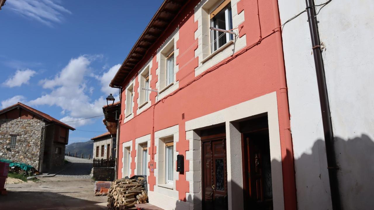 Casa Rural Cares Santa Maria de Valdeon Exterior foto